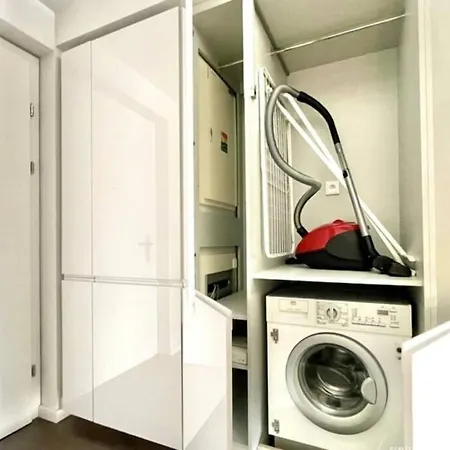 Eurovea Cozy Studio Apartment *